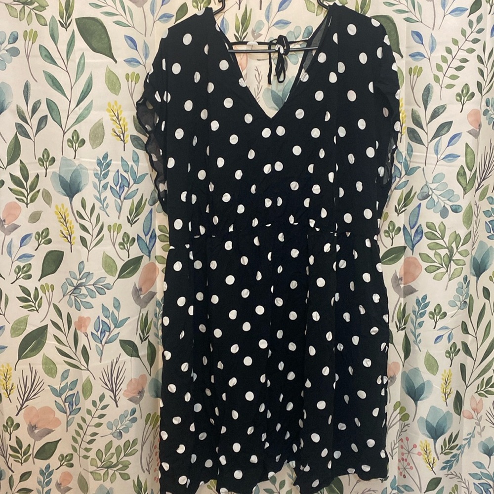 Black and white polka dot Ava & Viv (Target) dress. Size 2X.